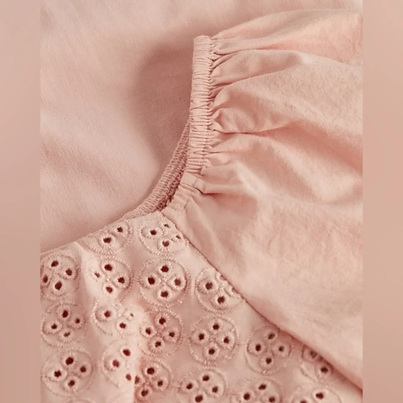 Express NWT Sweetheart Neckline Eyelet Puff Sleeve Blouse Pink XL Barbiecore - Picture 4 of 9